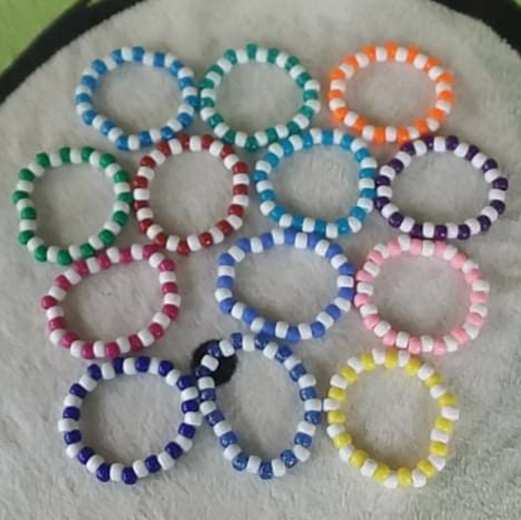 kandi bracelets set of 13 - Picture 8 of 14